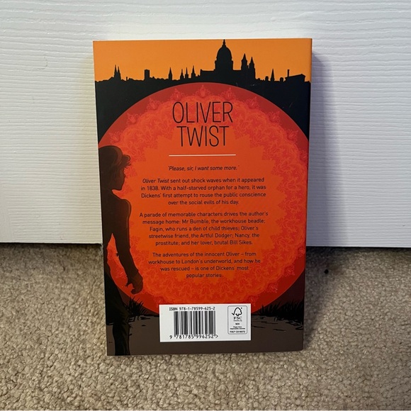 oliver twist by charles dickens - book - Picture 2 of 2